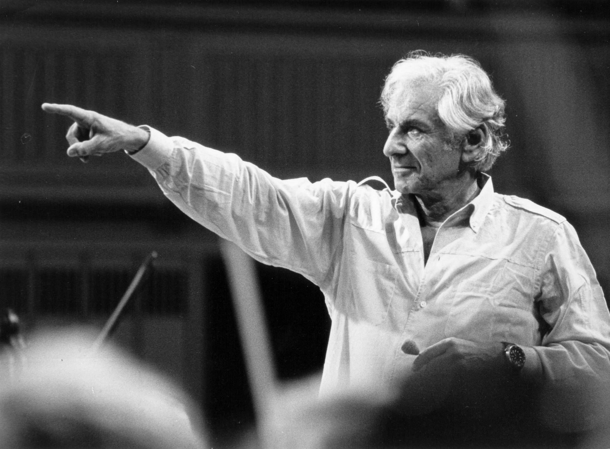 leonard bernstein conducting